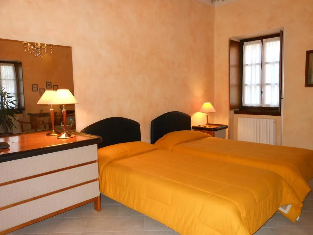 Farm stay Agriturismo Cassinazza Villa Orsenigo