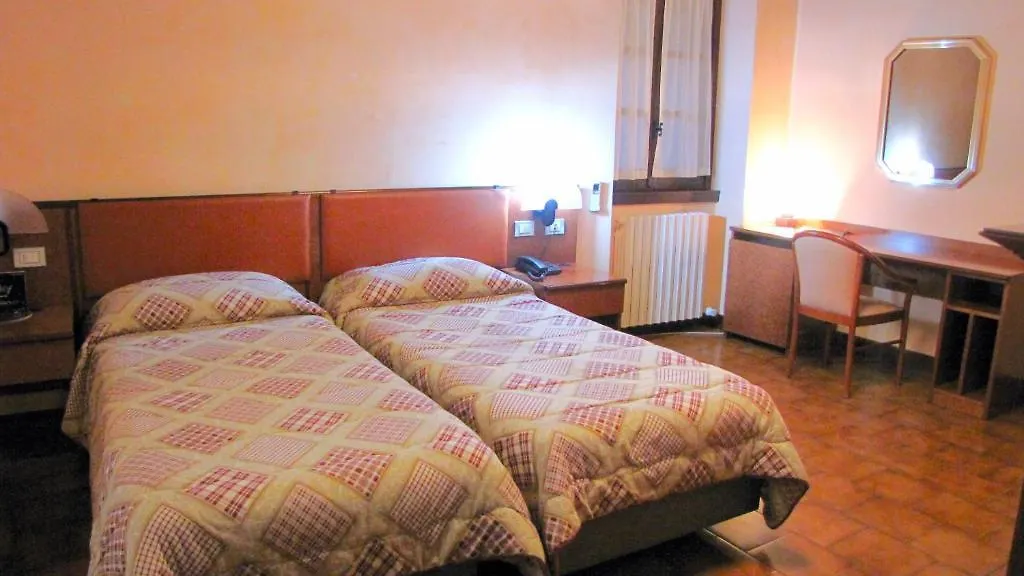 Agriturismo Cassinazza Villa Orsenigo