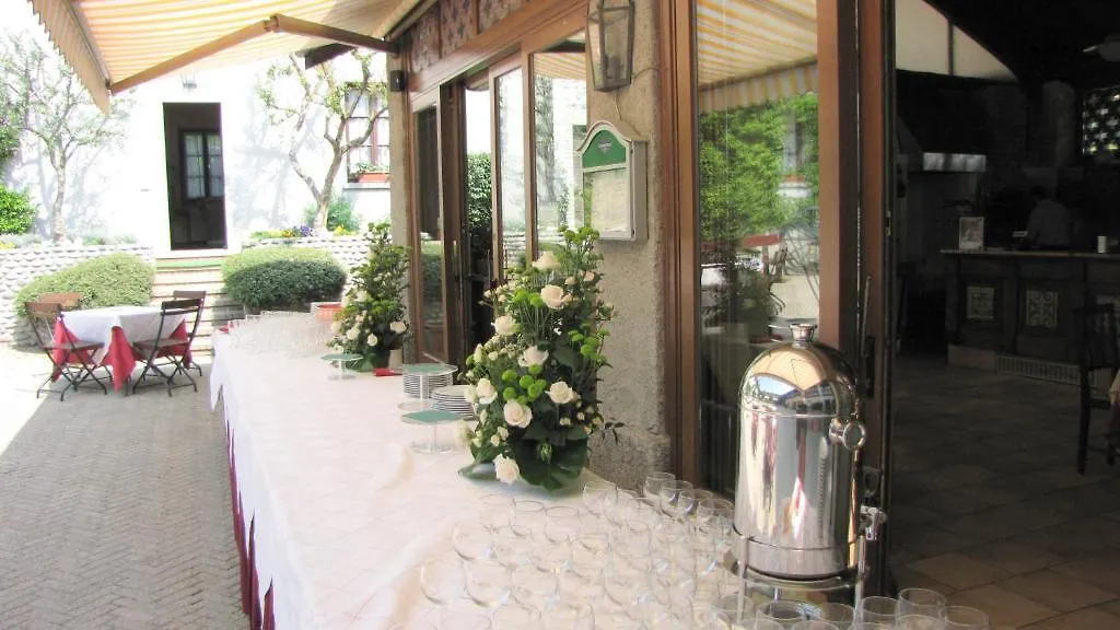 Agriturismo Cassinazza Villa Orsenigo 0*,  Italy